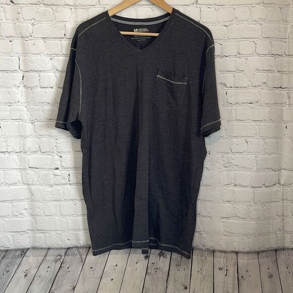 Michael Brandon Men’s Gray Vneck Short sleeve Tshirt Size large - Picture 1 of 4